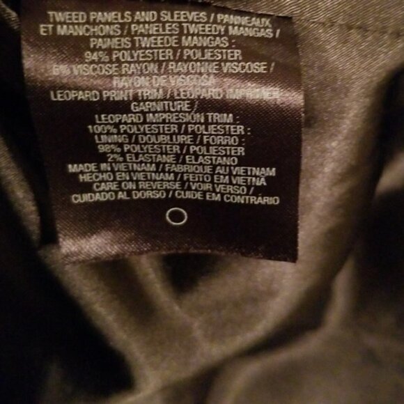 Tahari Woman blazer (14) EUC - Picture 3 of 9